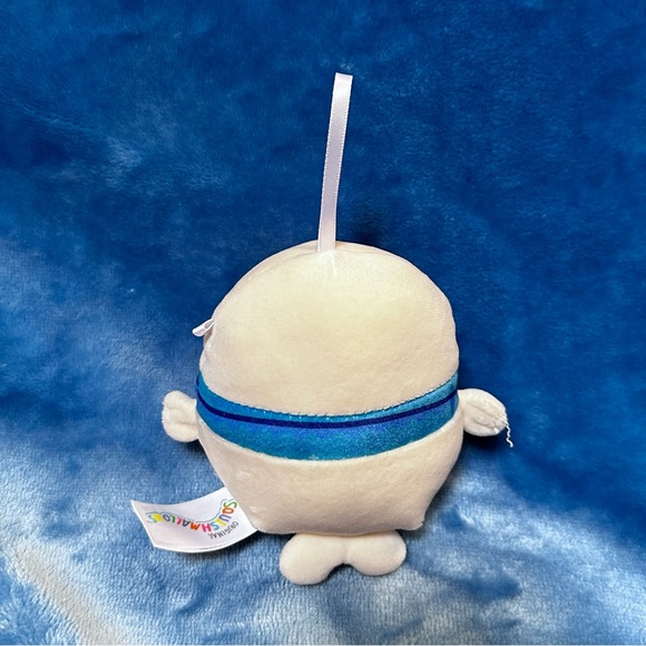 SQUISHMALLOWS Lucille the Seal 4in Ornament - Picture 2 of 2